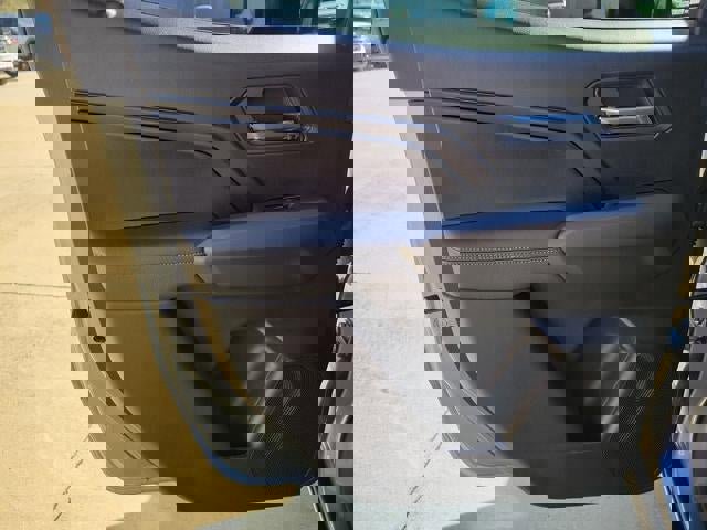 New 2025 Chevrolet Colorado LT w/ LT Convenience Package image 25