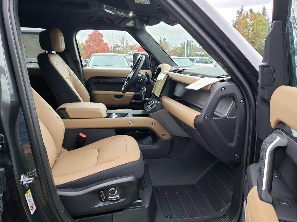New 2026 Land Rover Defender 130 V8 image 17