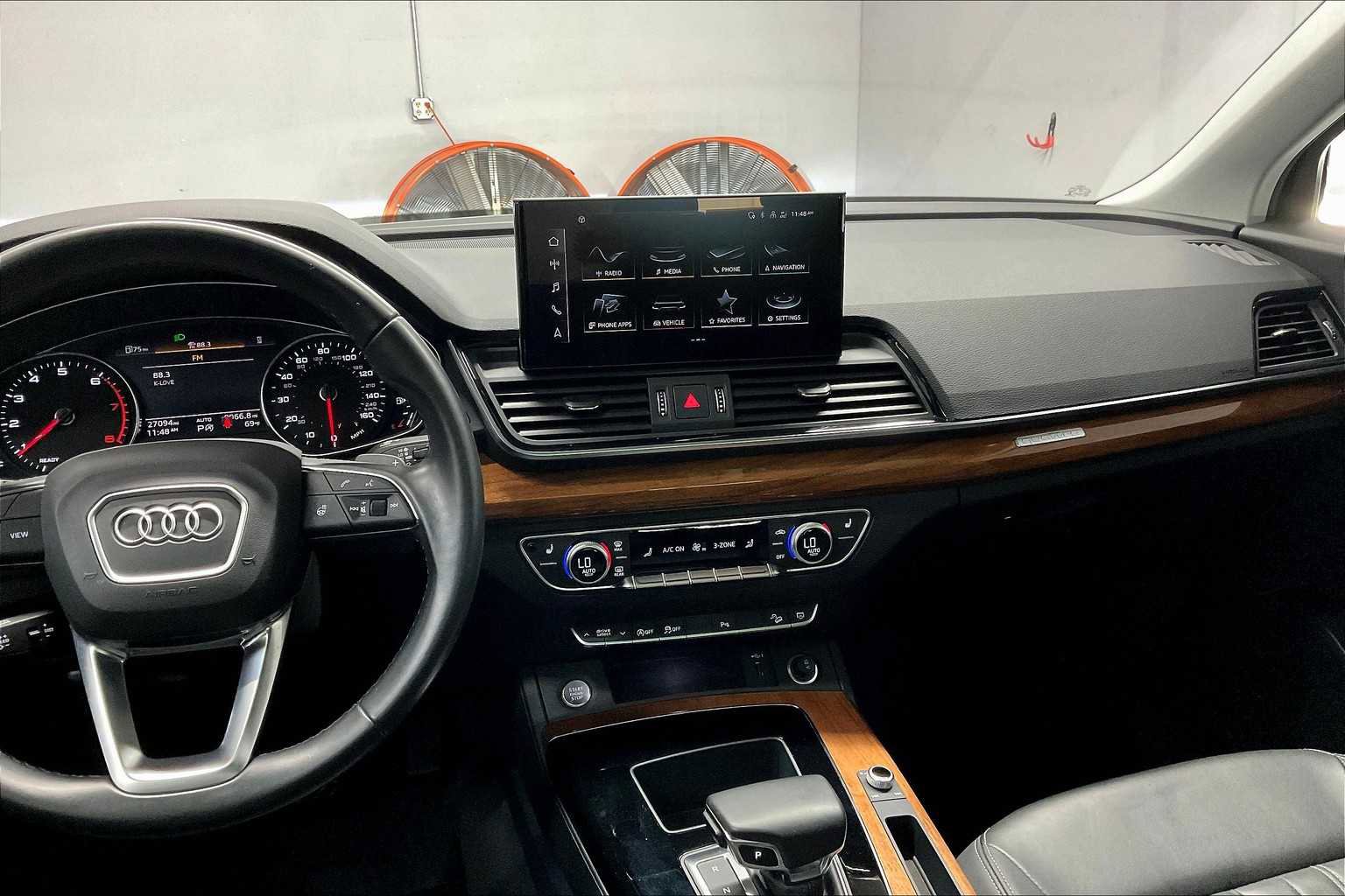 Used 2023 Audi Q5 2.0T Premium image 9