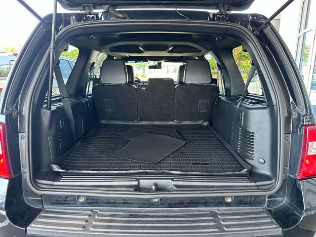Used 2017 Ford Expedition Limited w/ Equipment Group 301A AWD/4WD image 26