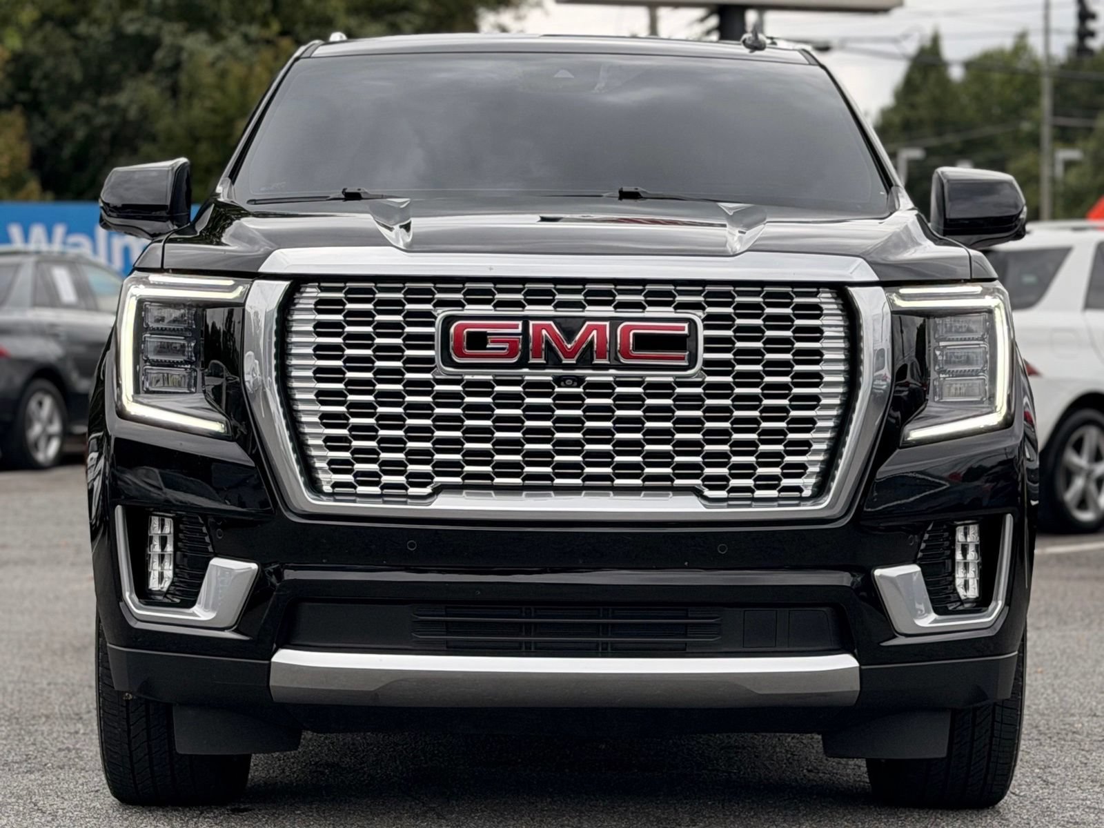 Used 2024 GMC Yukon Denali AWD/4WD image 8