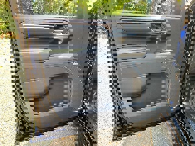 New 2026 GMC Sierra 1500 Elevation w/ Elevation Premium Package image 13