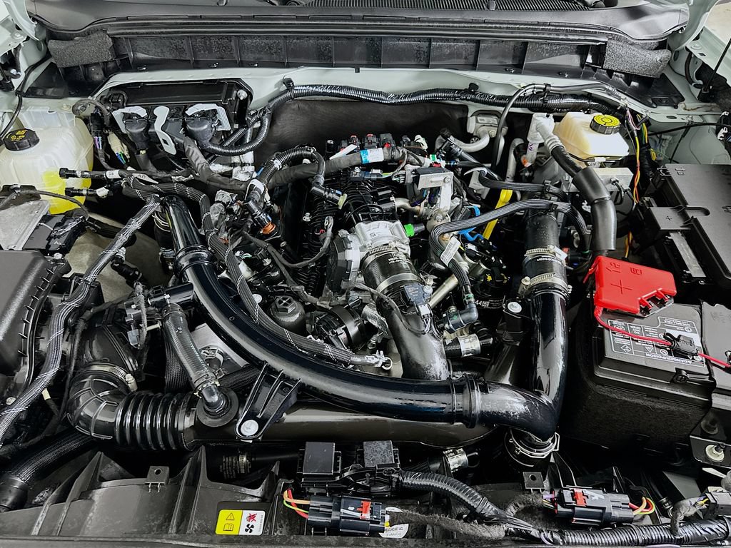 Used 2024 Ford Bronco Wildtrak AWD/4WD image 29