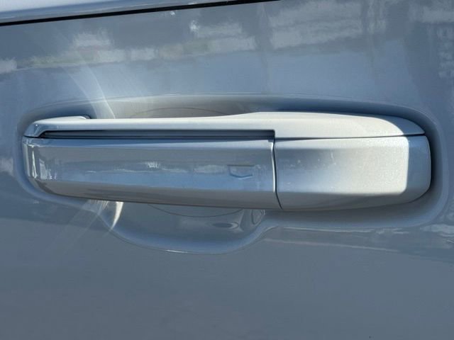 Certified 2025 Cadillac Escalade ESV Sport Platinum image 13