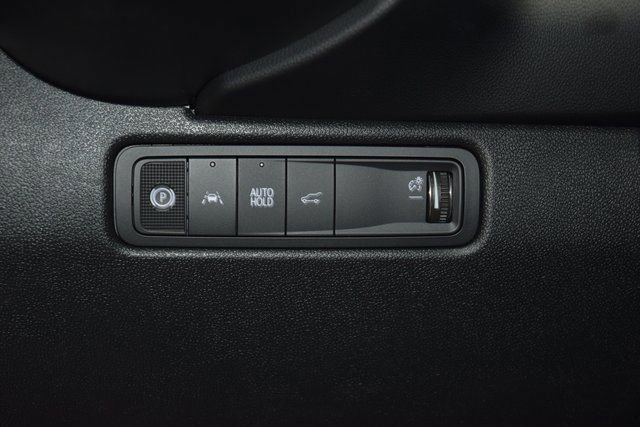 New 2025 Chevrolet Equinox EV RS w/ Convenience Package II image 33