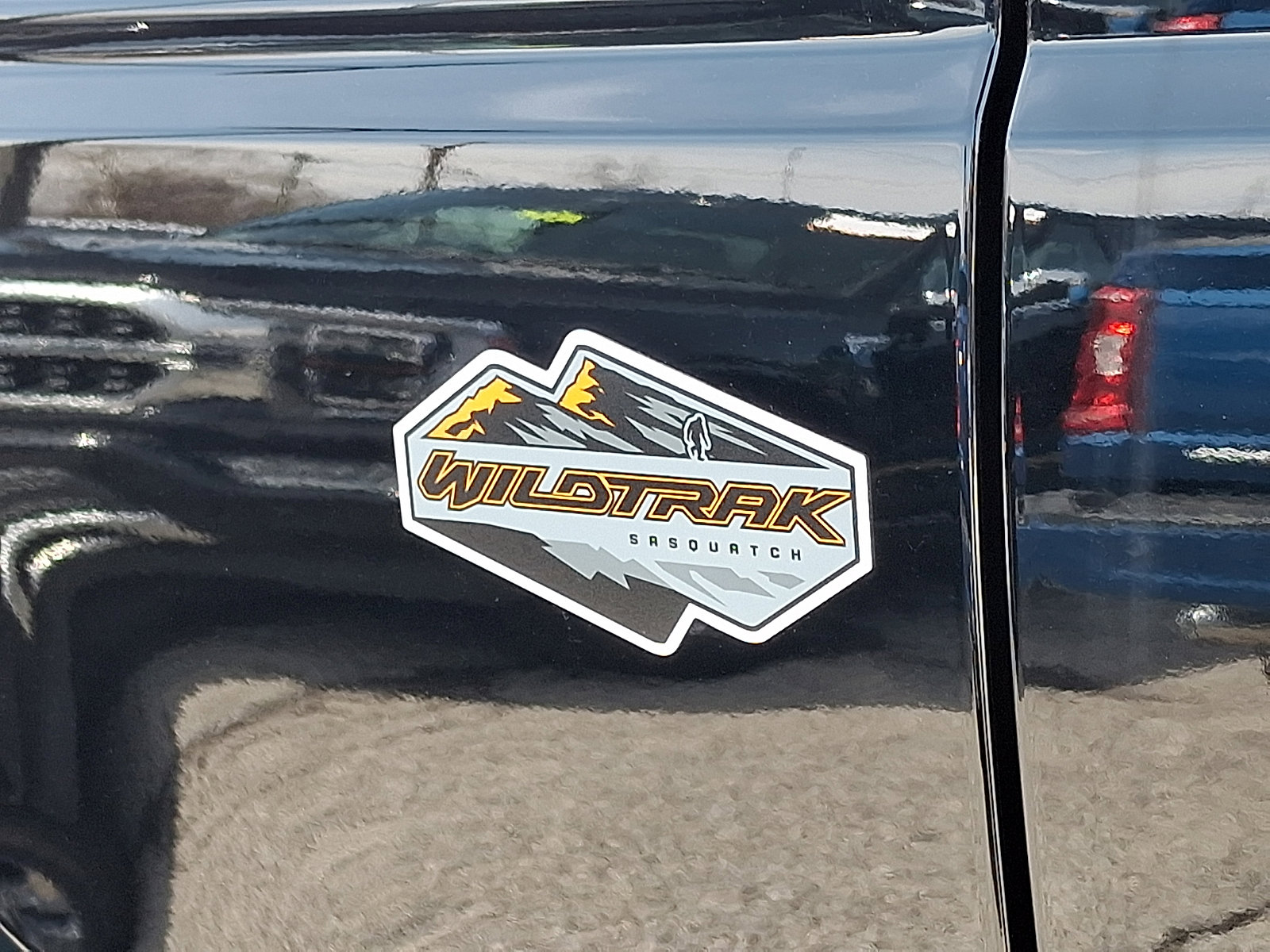 Certified 2024 Ford Bronco Wildtrak image 33