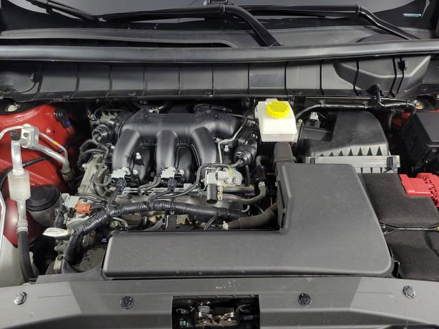 Used 2023 Nissan Pathfinder SV image 14