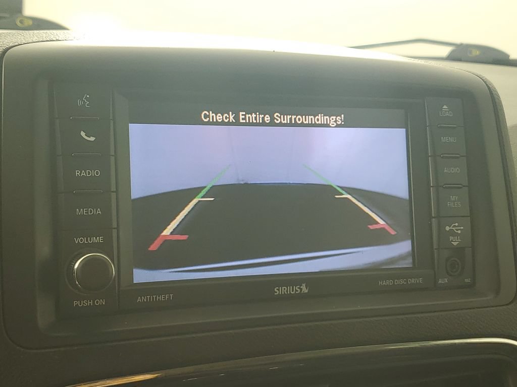 Used 2018 Dodge Grand Caravan SE w/ UConnect Hands-Free Group FWD image 18