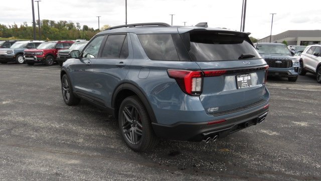 New 2026 Ford Explorer ST image 5