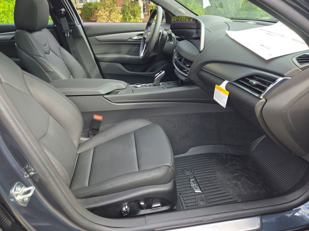 New 2026 Cadillac CT5 Premium Luxury image 7