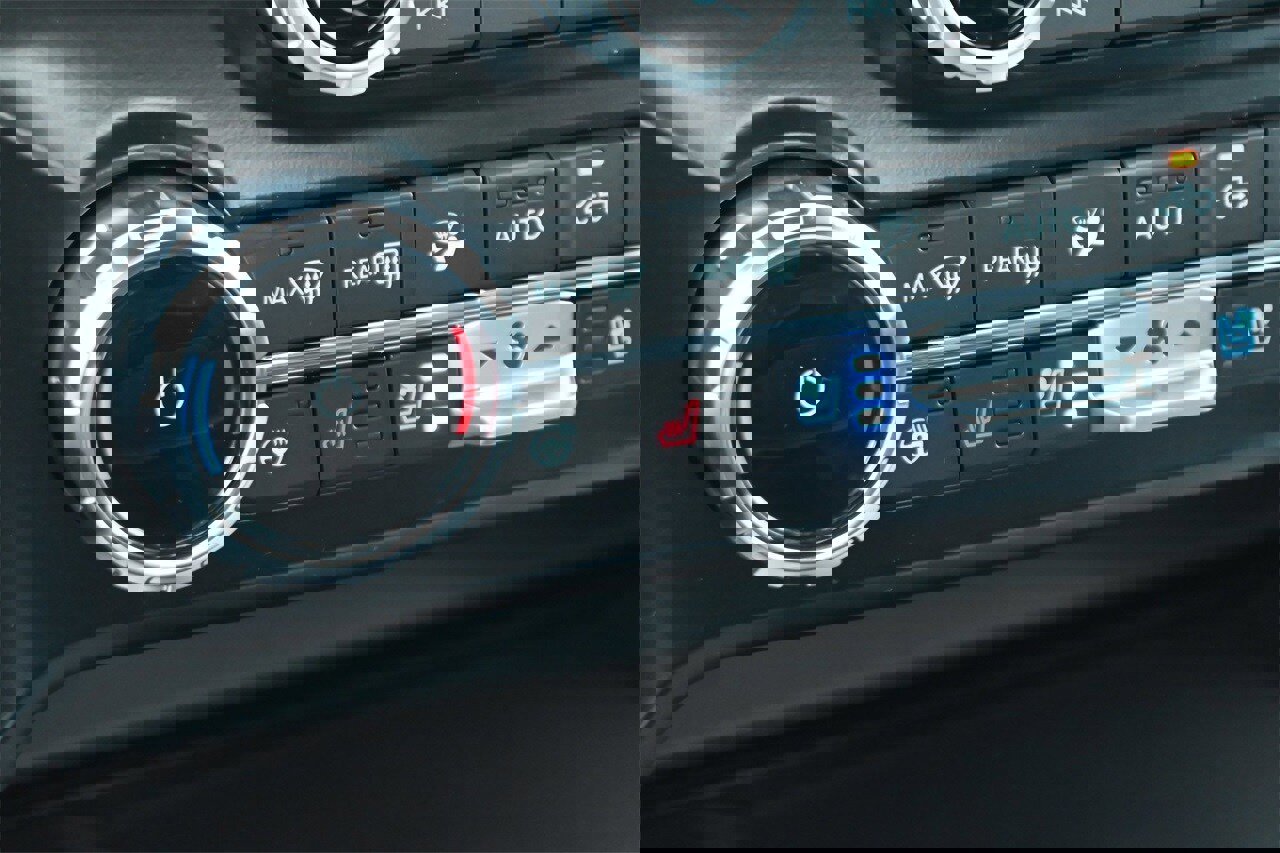 New 2026 Ford F250 Platinum image 40