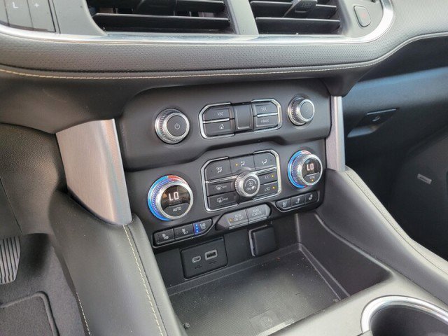 Used 2022 GMC Yukon SLT w/ SLT Luxury Package image 23