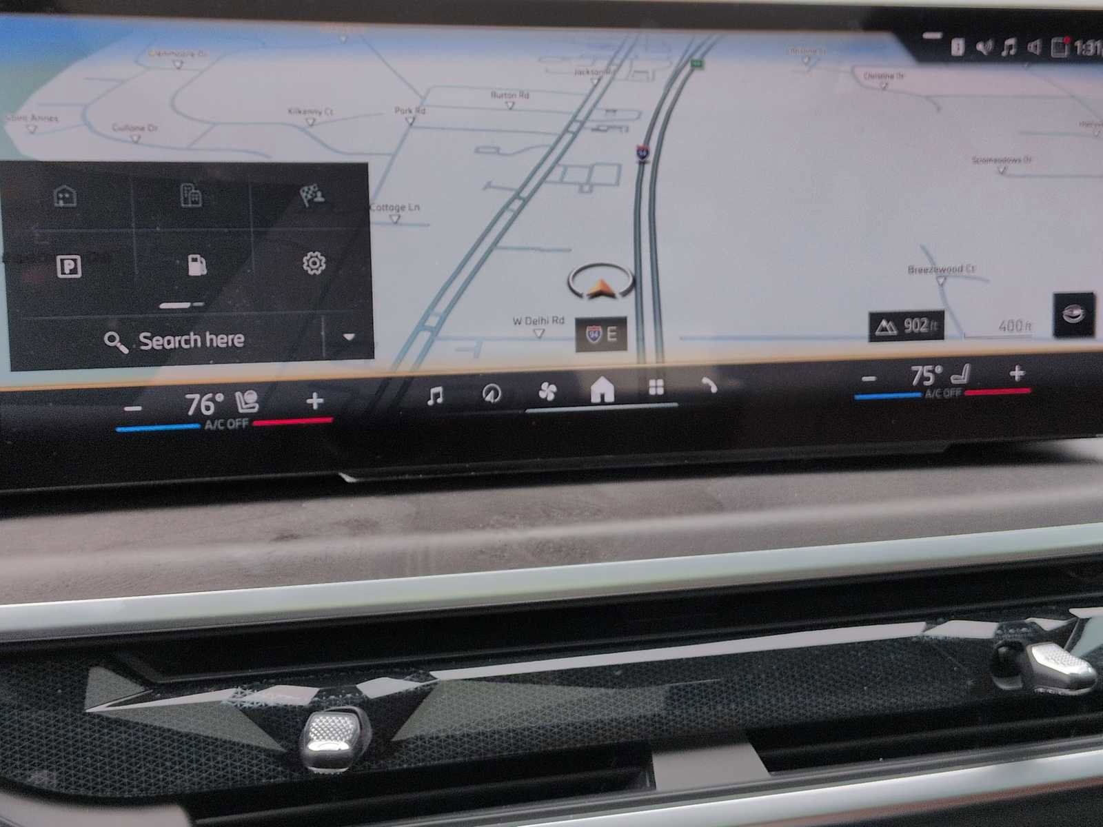 Certified 2025 BMW X5 xDrive40i w/ Executive Package image 28