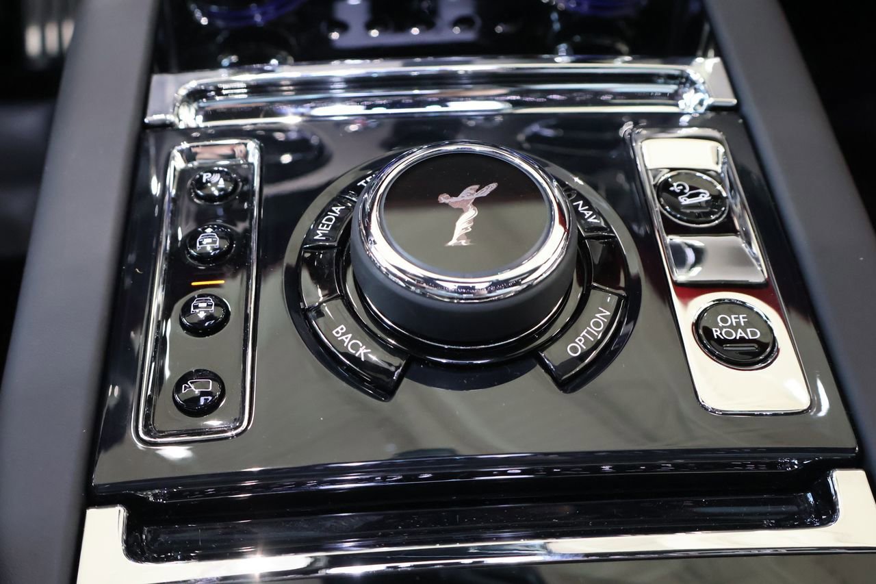 New 2026 Rolls-Royce Cullinan AWD/4WD image 31
