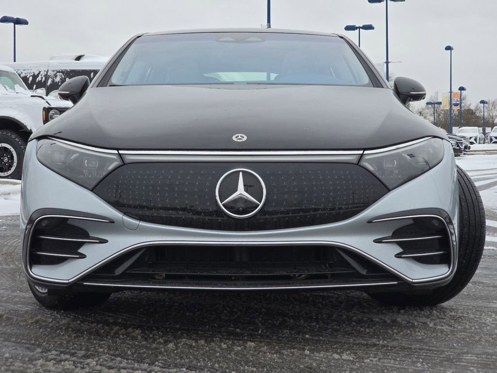 Certified 2022 Mercedes-Benz EQS 580 4MATIC Sedan image 12