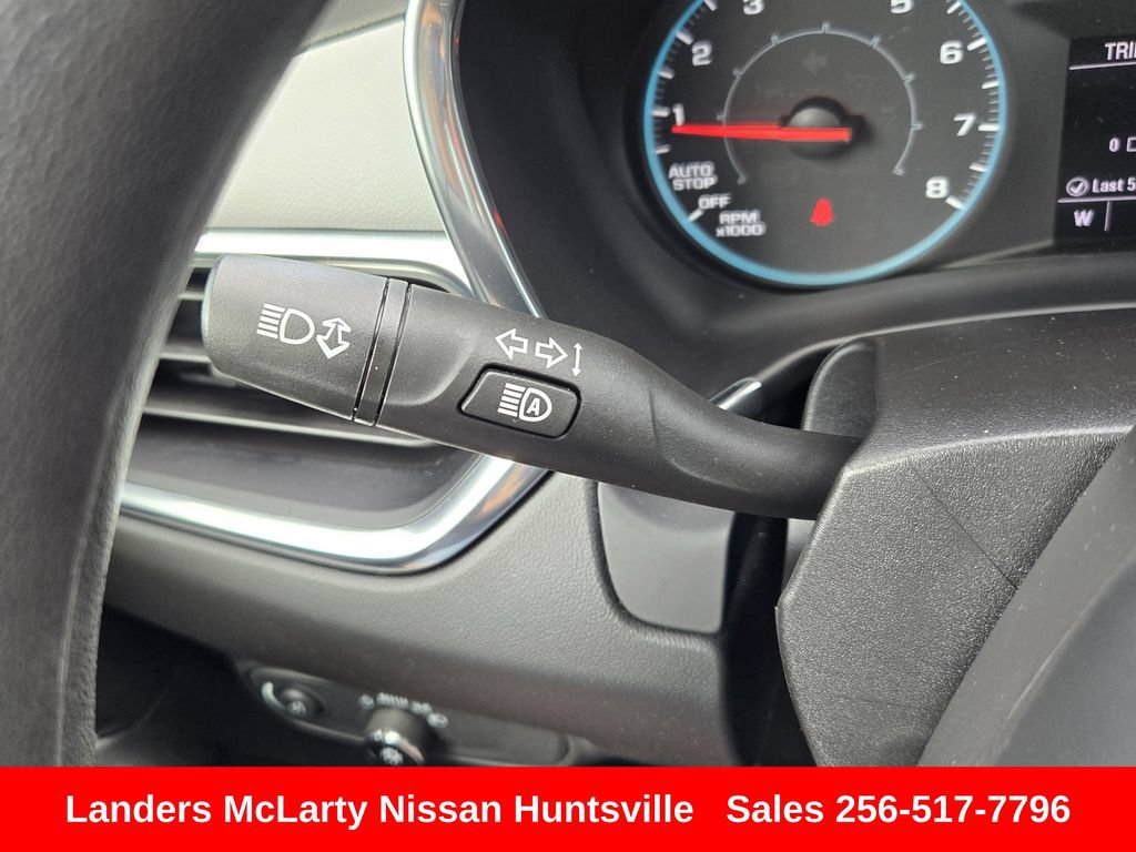 Used 2022 Chevrolet Equinox LS AWD/4WD image 25