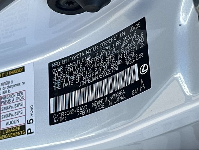 Certified 2025 Lexus UX 300h FWD w/ Accessory Package (Z2) image 28
