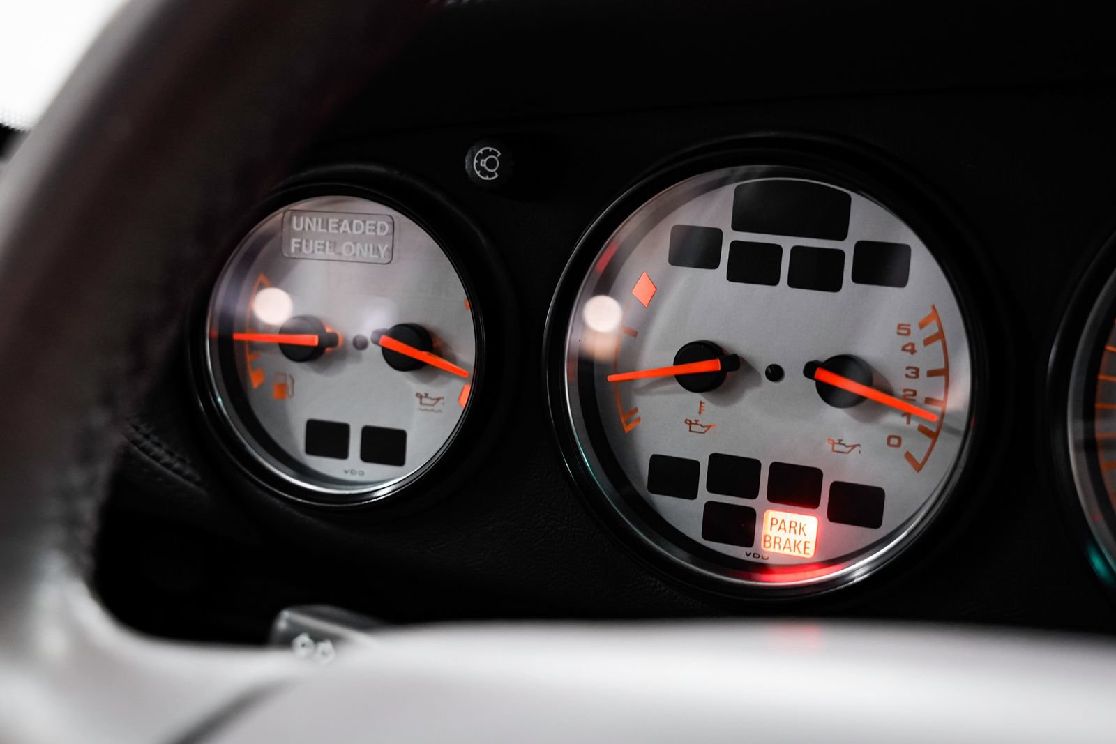 Used 1997 Porsche 911 Carrera RWD image 11