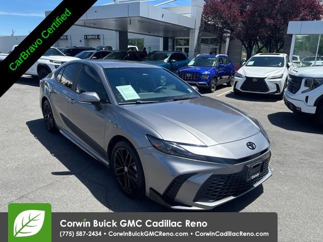 Used 2025 Toyota Camry SE w/ Convenience Package FWD image 3