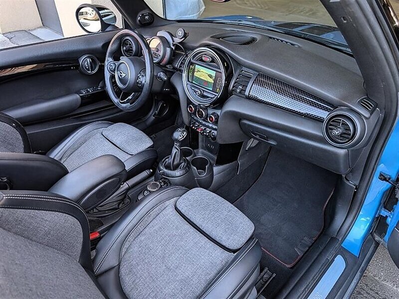 Used 2016 MINI Cooper S FWD image 4