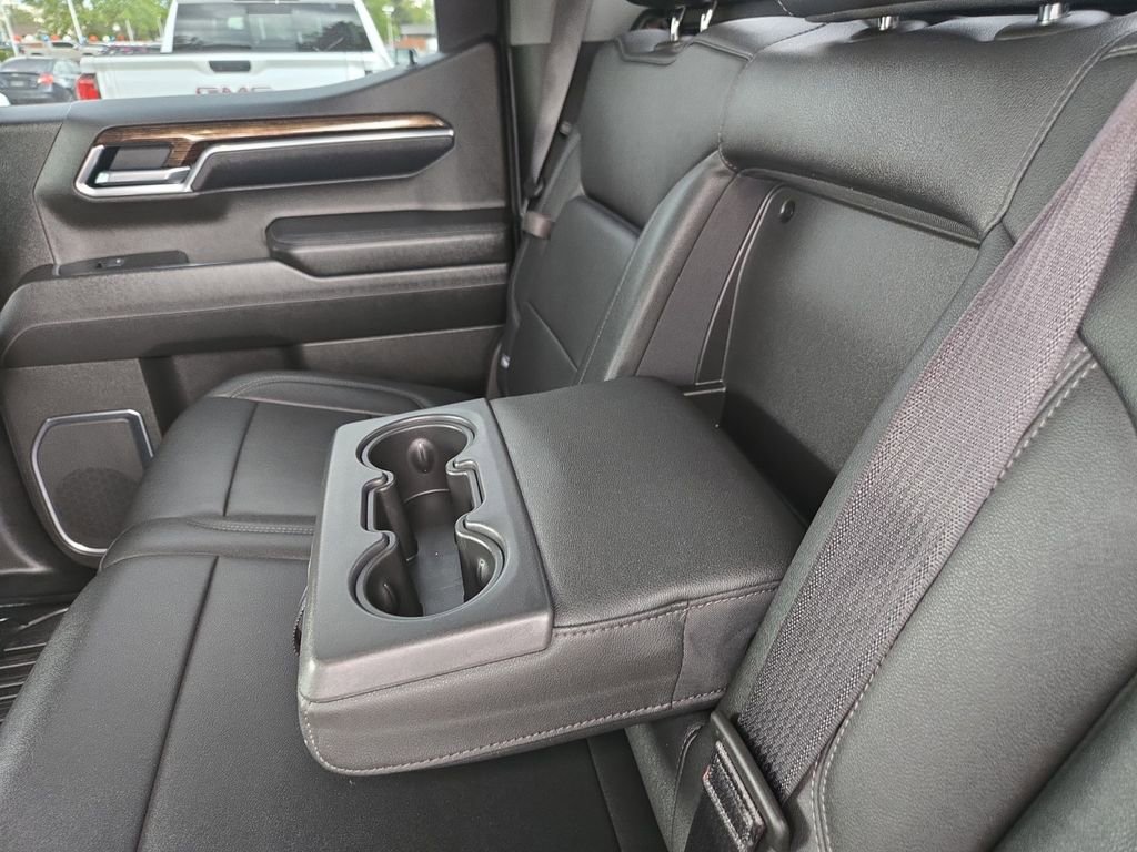 Used 2022 GMC Sierra 1500 Elevation w/ Elevation Premium Package AWD/4WD image 25