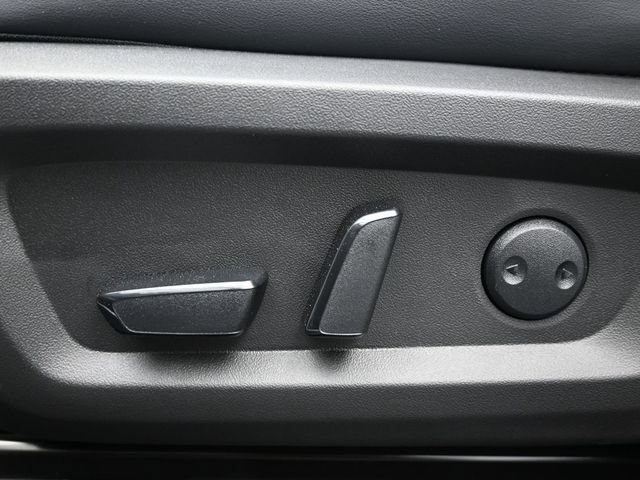 New 2026 Mitsubishi Outlander SE FWD image 8