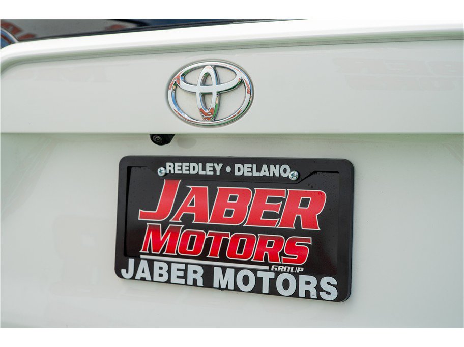 Used 2024 Toyota RAV4 XLE FWD image 3