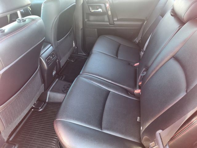 Used 2020 Toyota 4Runner TRD Off-Road Premium AWD/4WD image 22