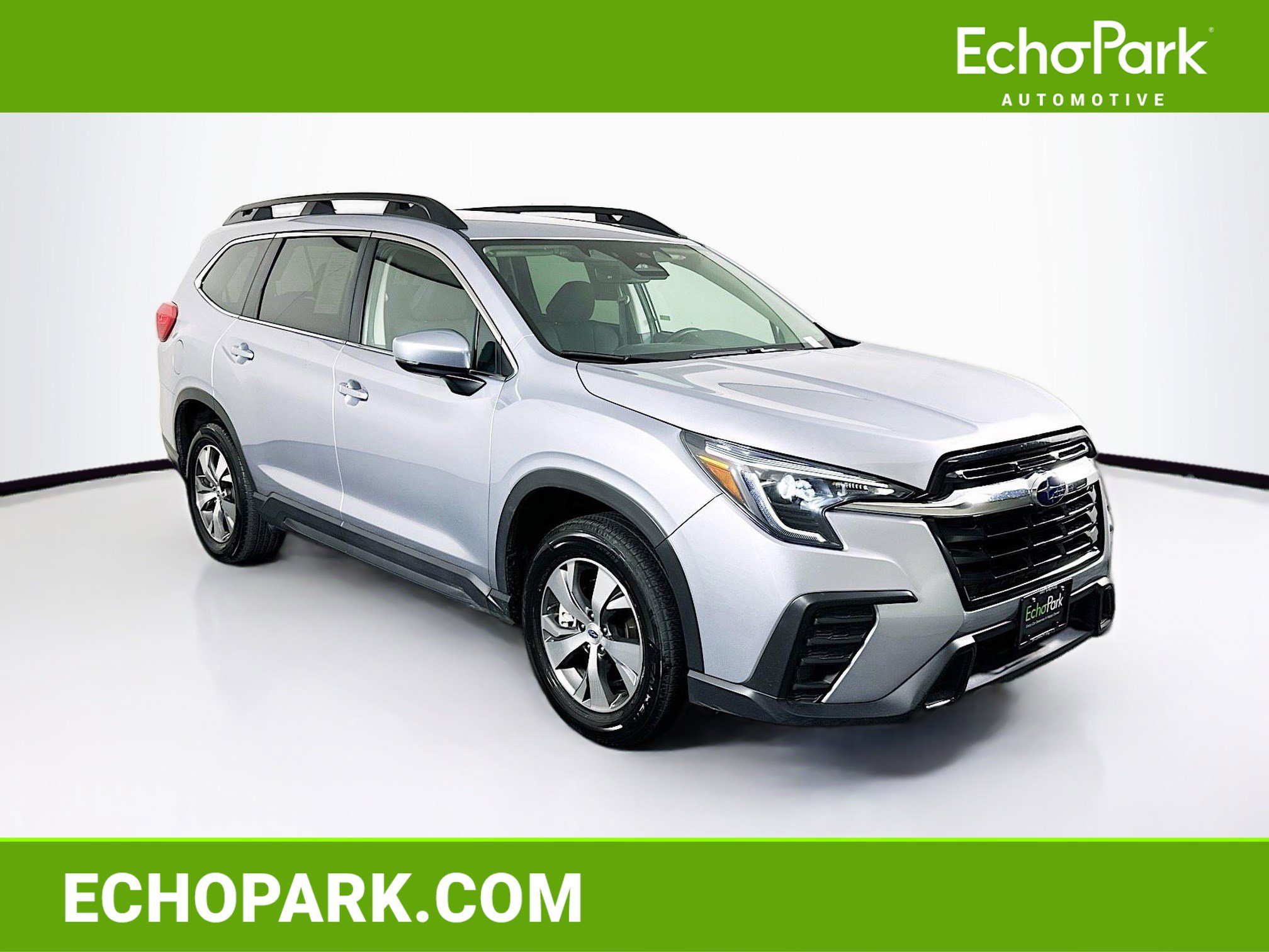 Used 2025 Subaru Ascent Premium image 1