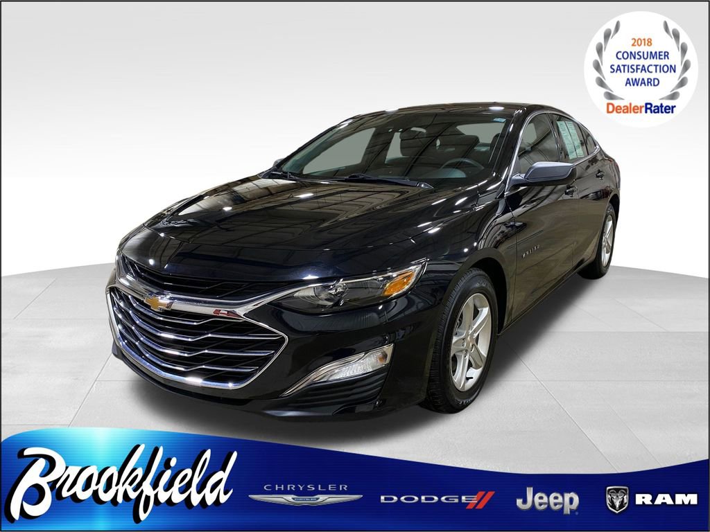 Used 2023 Chevrolet Malibu LS image 3