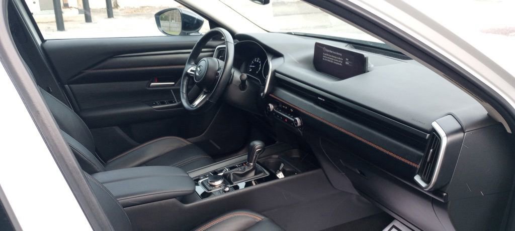 Used 2023 MAZDA CX-50 AWD 2.5 Turbo w/ Premium Pkg image 12