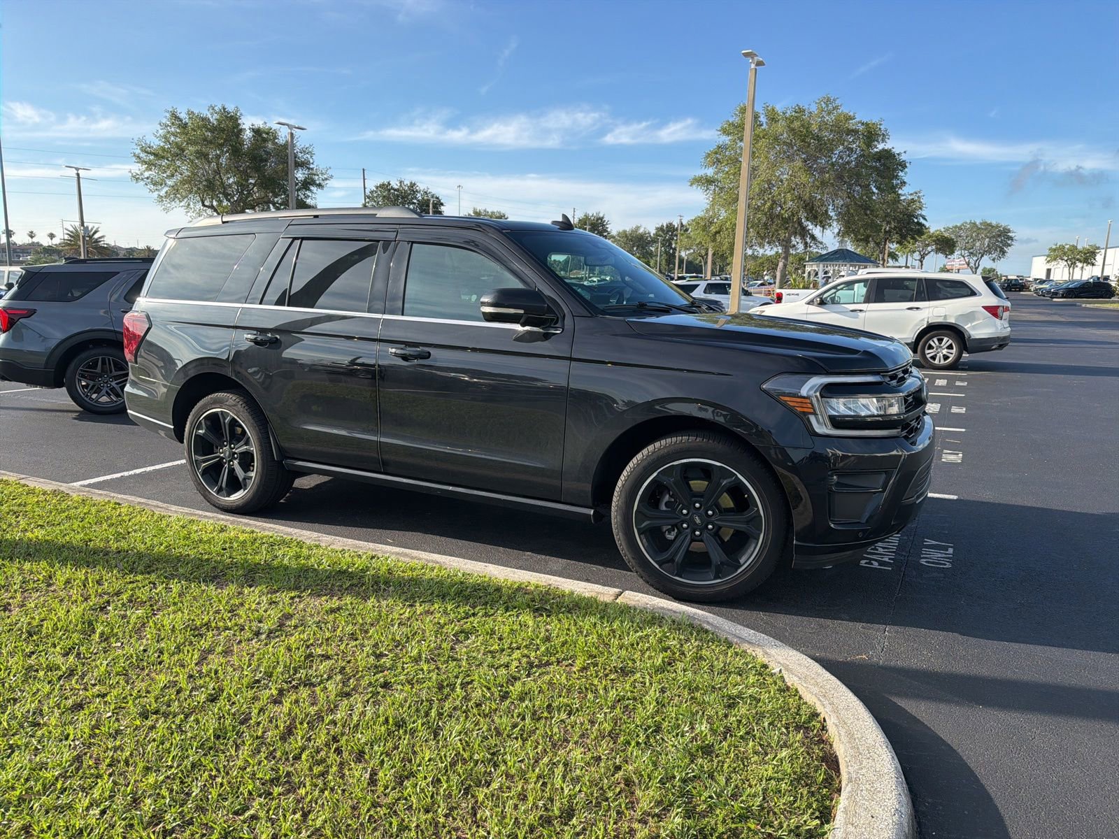 Used 2024 Ford Expedition Limited RWD 360° Tour
