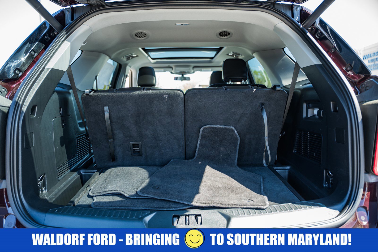 Used 2023 Ford Explorer XLT w/ Equipment Group 202A image 21