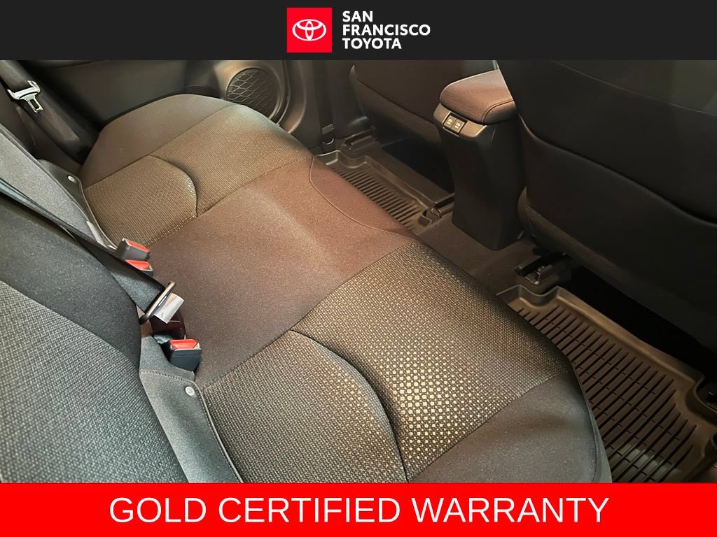 Certified 2022 Toyota Prius LE FWD image 16