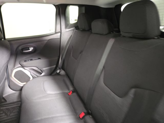 Used 2017 Jeep Renegade Latitude w/ Cold Weather Group AWD/4WD image 16