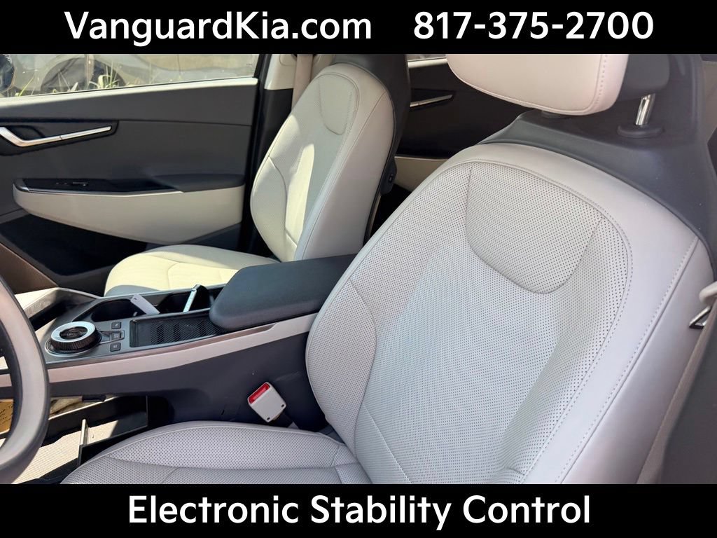 Certified 2023 Kia EV6 Wind w/ Wind Technology Package RWD image 13