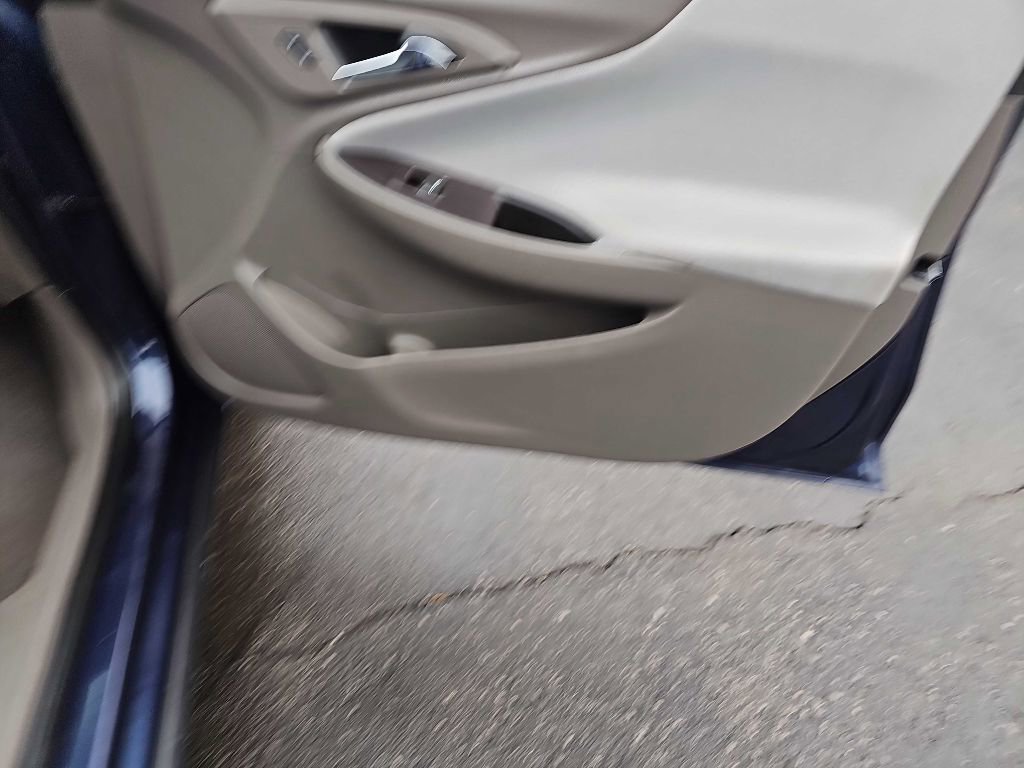 Used 2017 Chevrolet Malibu LS image 45