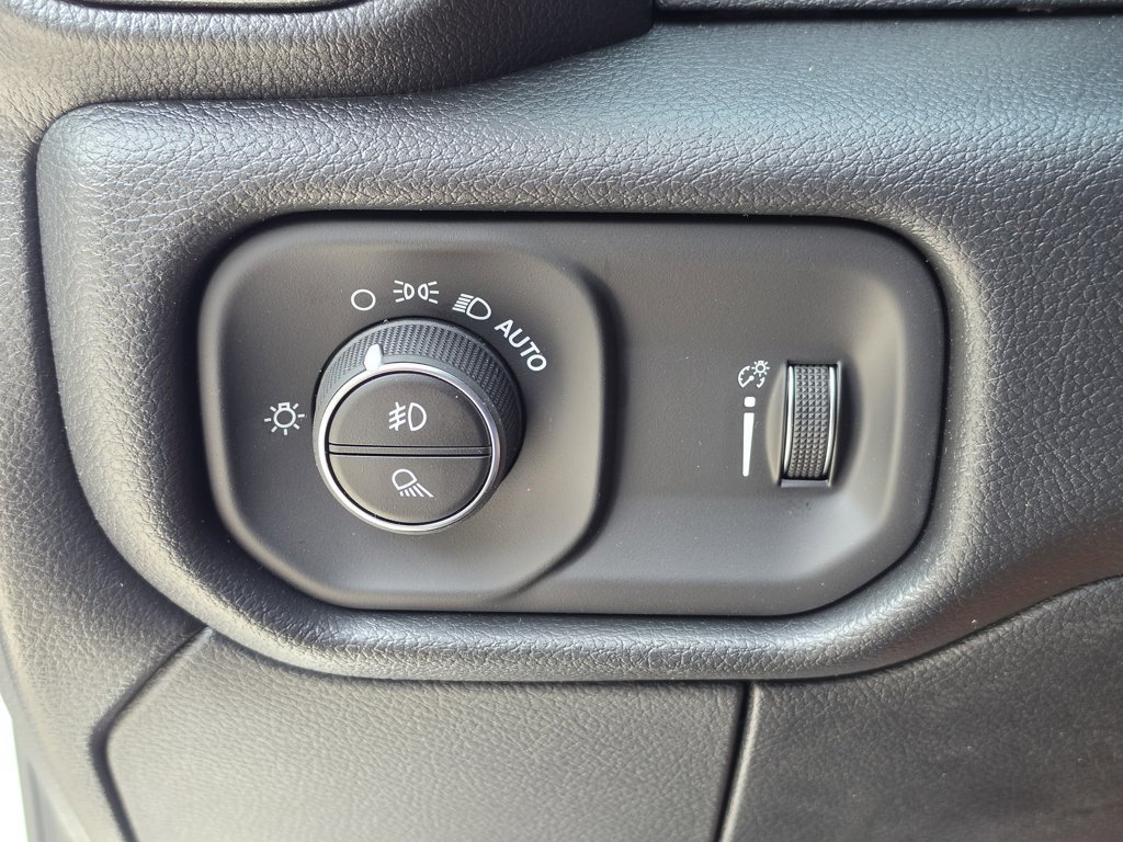 New 2026 RAM 2500 Tradesman AWD/4WD image 25