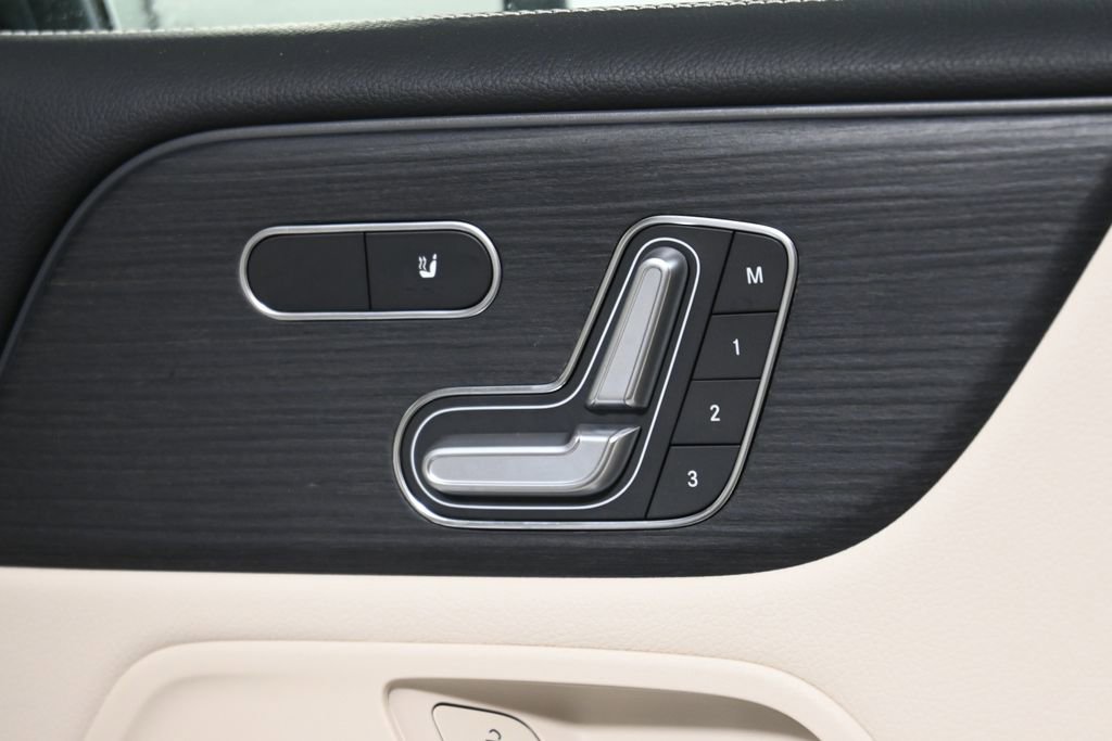 Certified 2026 Mercedes-Benz GLB 250 4MATIC image 27