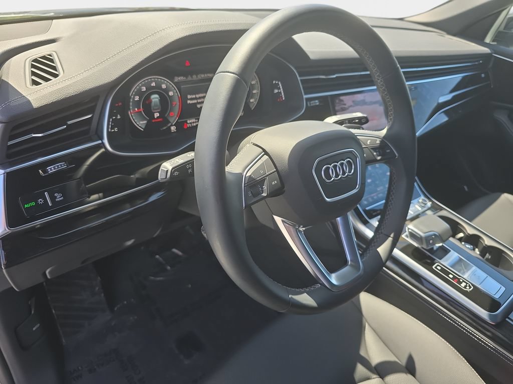 Certified 2026 Audi Q8 Premium Plus w/ Premium Plus Package AWD/4WD image 23