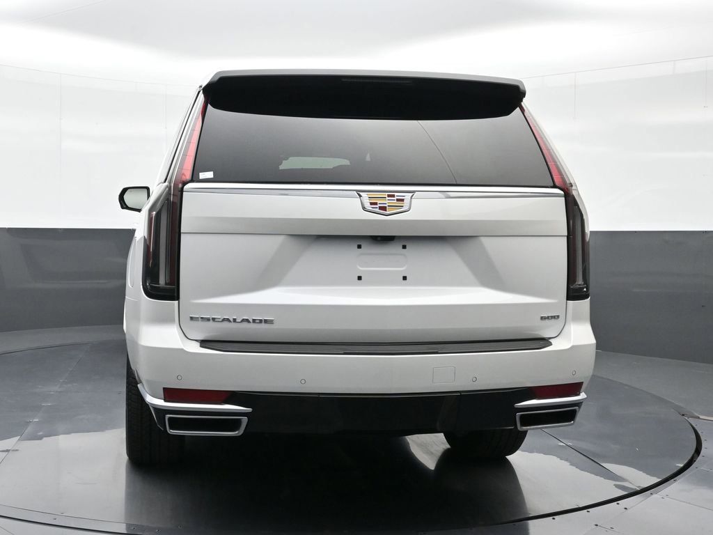 Used 2024 Cadillac Escalade ESV Premium Luxury w/ Performance Package image 16