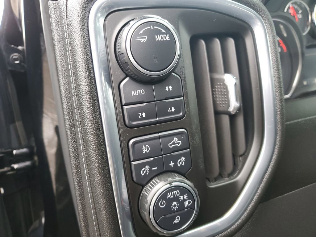 Used 2021 Chevrolet Silverado 1500 LT Trail Boss w/ Convenience Package II AWD/4WD image 8