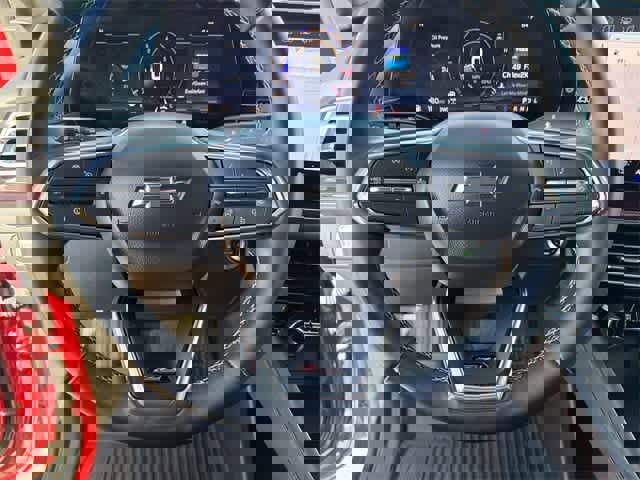 Used 2025 Chevrolet Traverse Z71 w/ Driver Confidence Package image 22