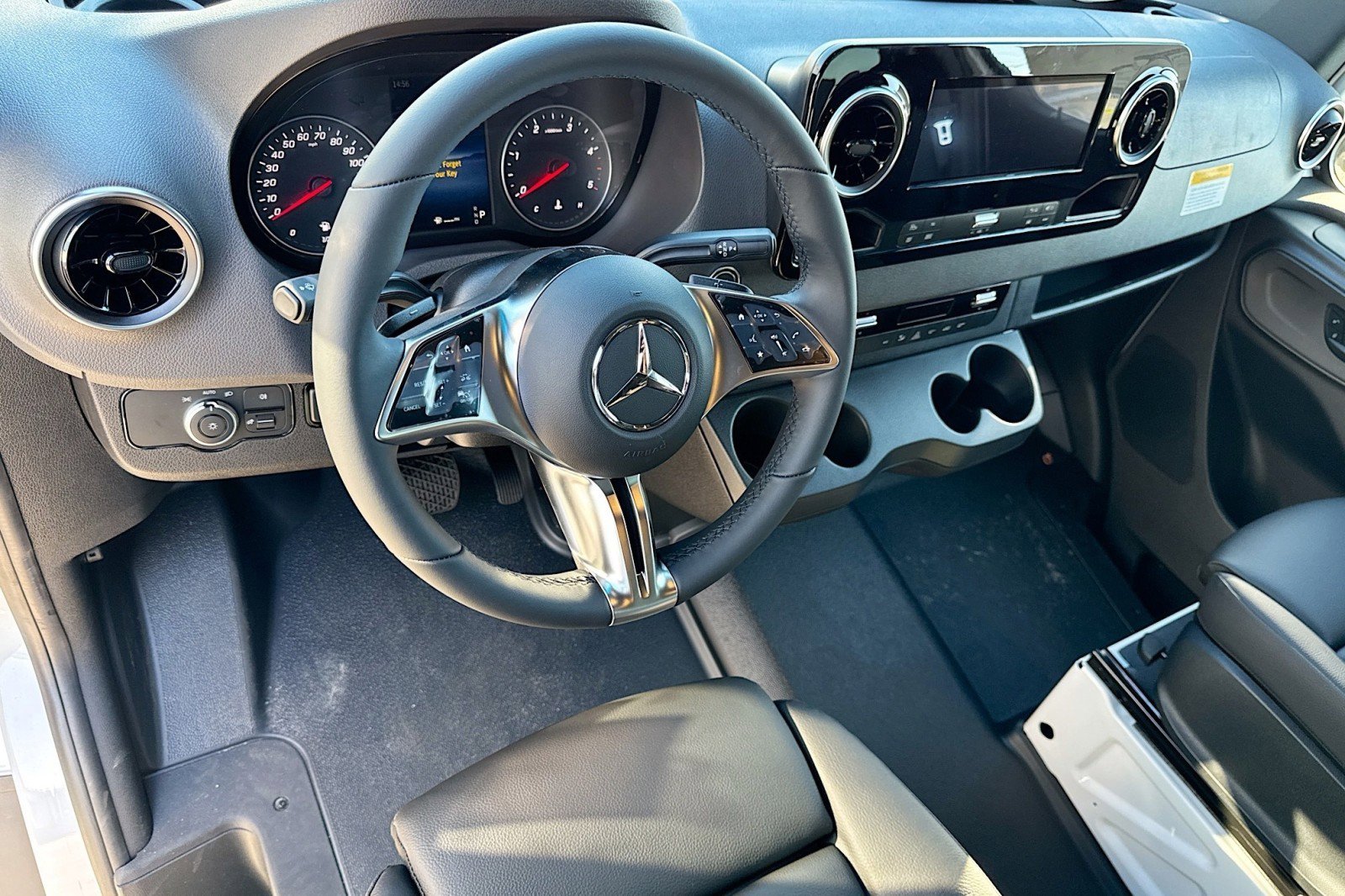 New 2026 Mercedes-Benz Sprinter 2500 image 9