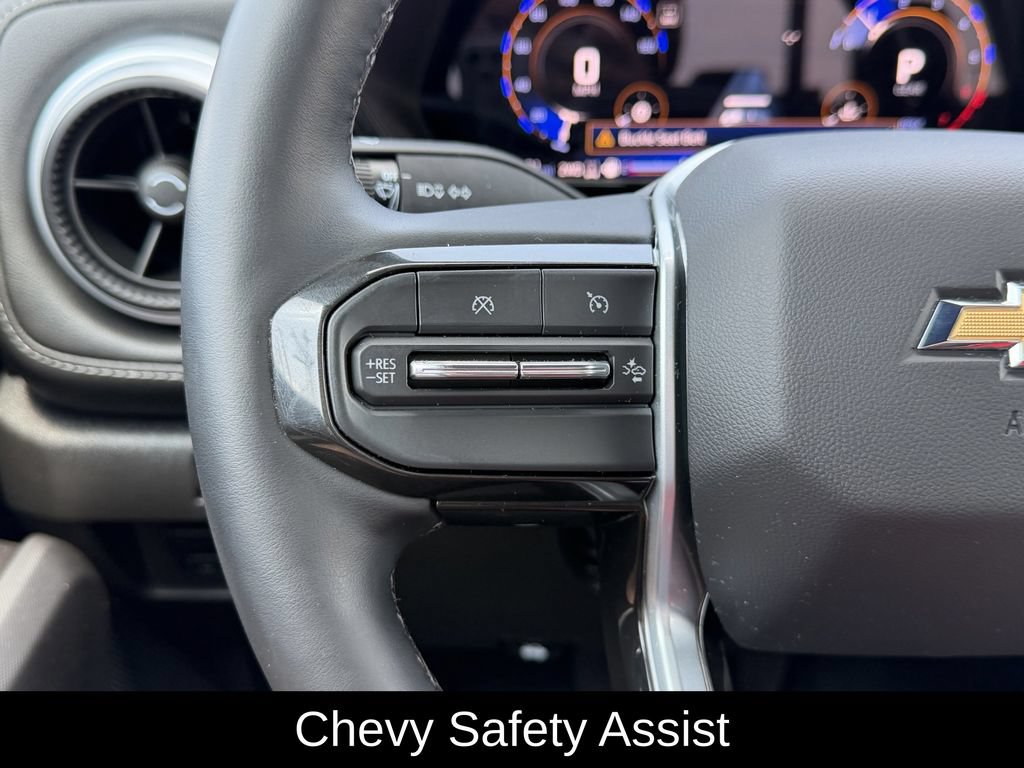 Used 2025 Chevrolet Colorado LT w/ LT Convenience Package AWD/4WD image 16