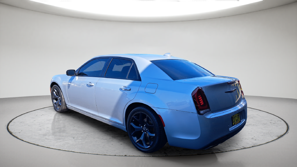 Used 2022 Chrysler 300 S RWD image 7