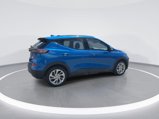 Used 2023 Chevrolet Bolt EUV LT w/ Driver Confidence Package FWD image 8