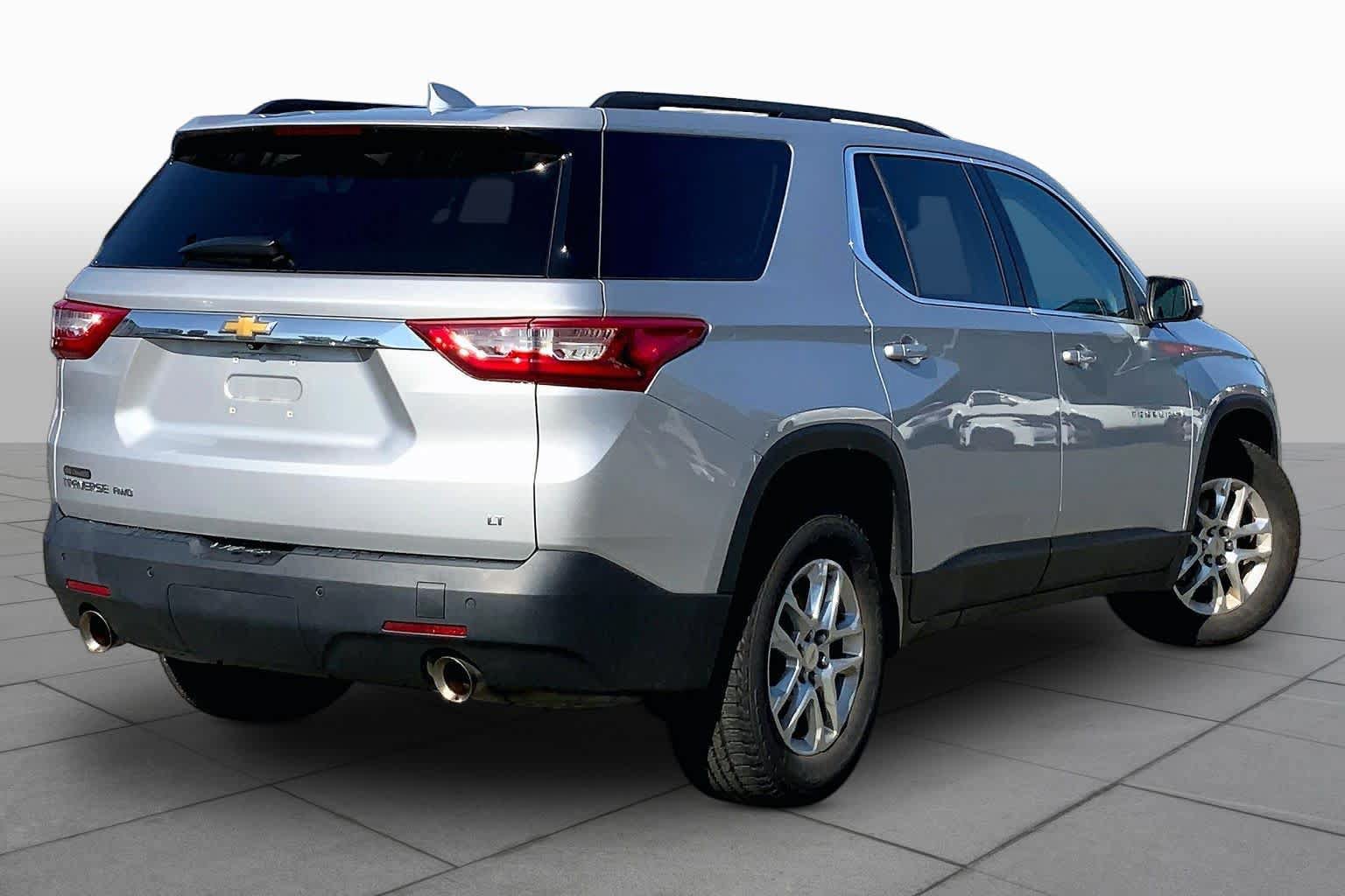 Used 2021 Chevrolet Traverse LT AWD/4WD image 13