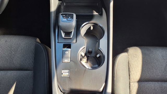 Used 2025 Nissan Rogue SV image 25