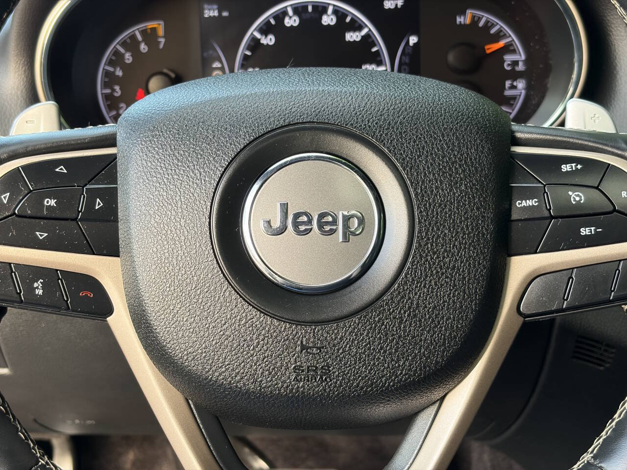 Used 2017 Jeep Grand Cherokee Limited w/ Luxury Group II AWD/4WD image 30